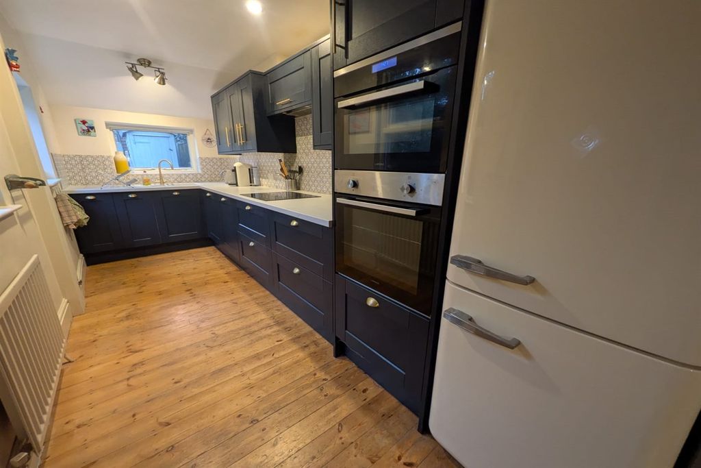 Property photo 1 of 16 (Main)