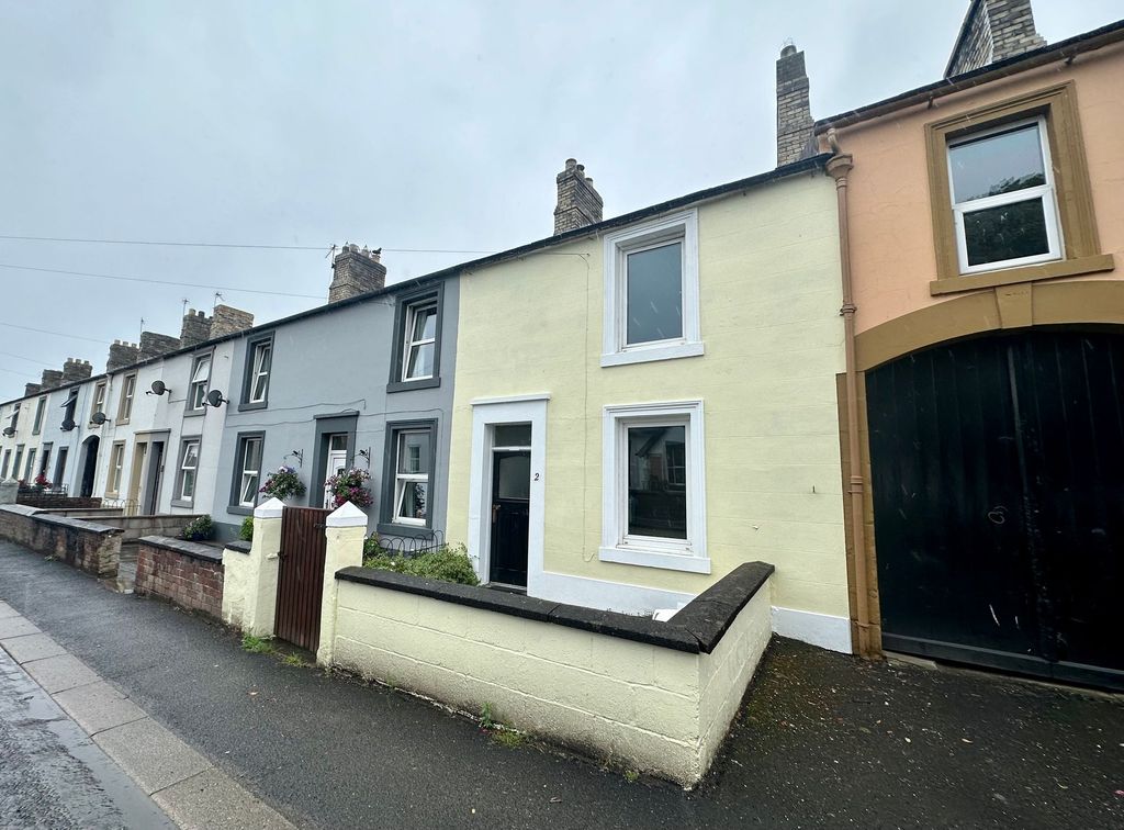 Property photo 1 of 13 External