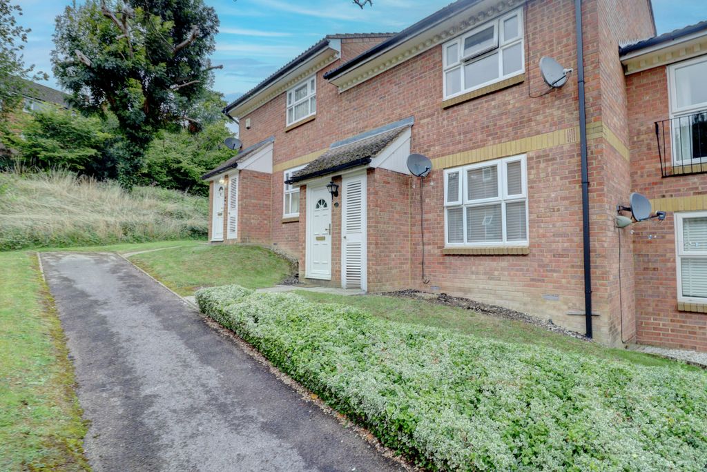 Property photo 1 of 10 Picture No. 12