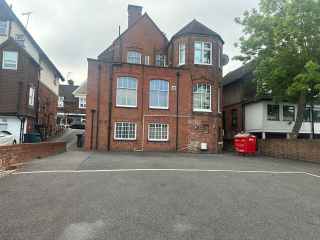 Property photo 3 of 4