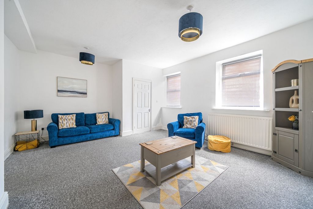 Property photo 3 of 11 1482561 (7)