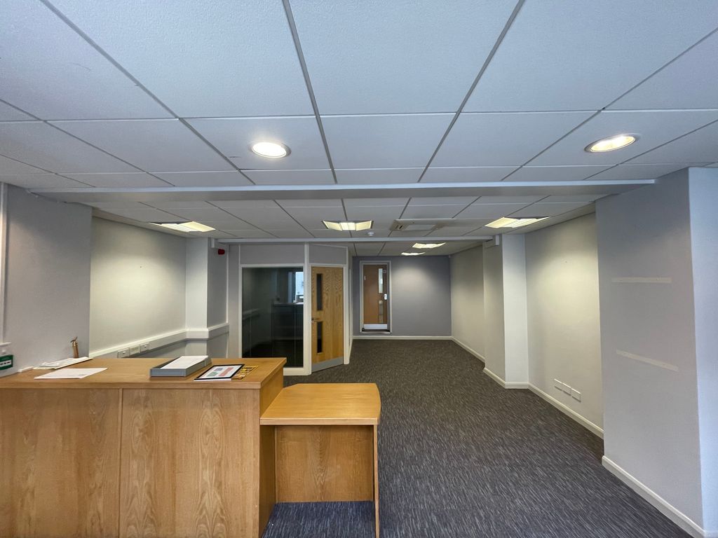 Property photo 2 of 18