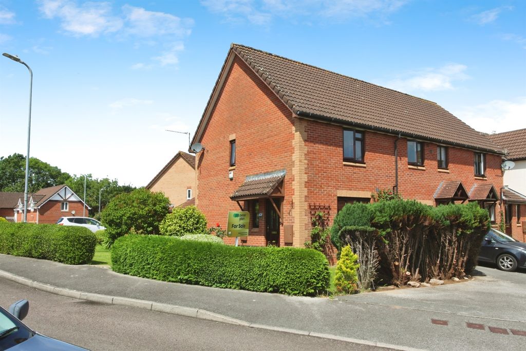 Property photo 2 of 17