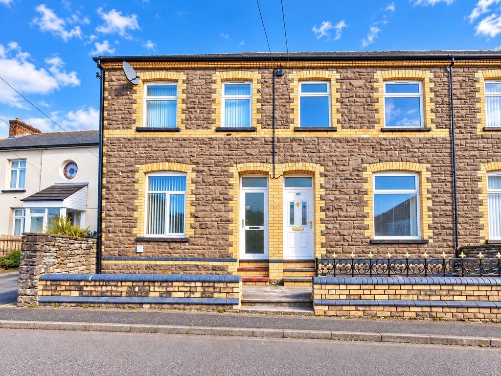 Property photo 1 of 11 3 Bedroom End Terrace Investment Property