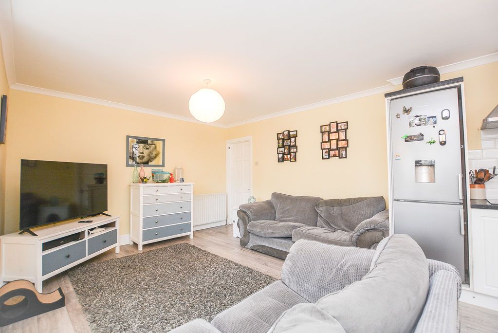 Property photo 2 of 17 Photo 10