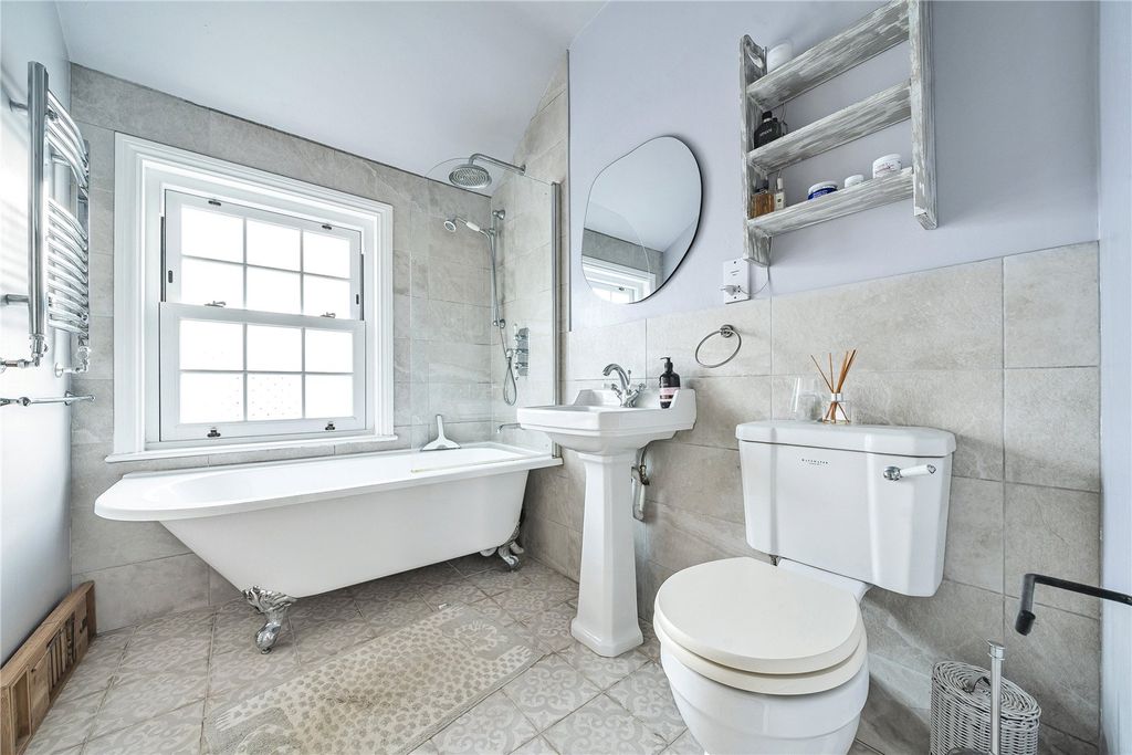 Property photo 3 of 25 Picture No. 38