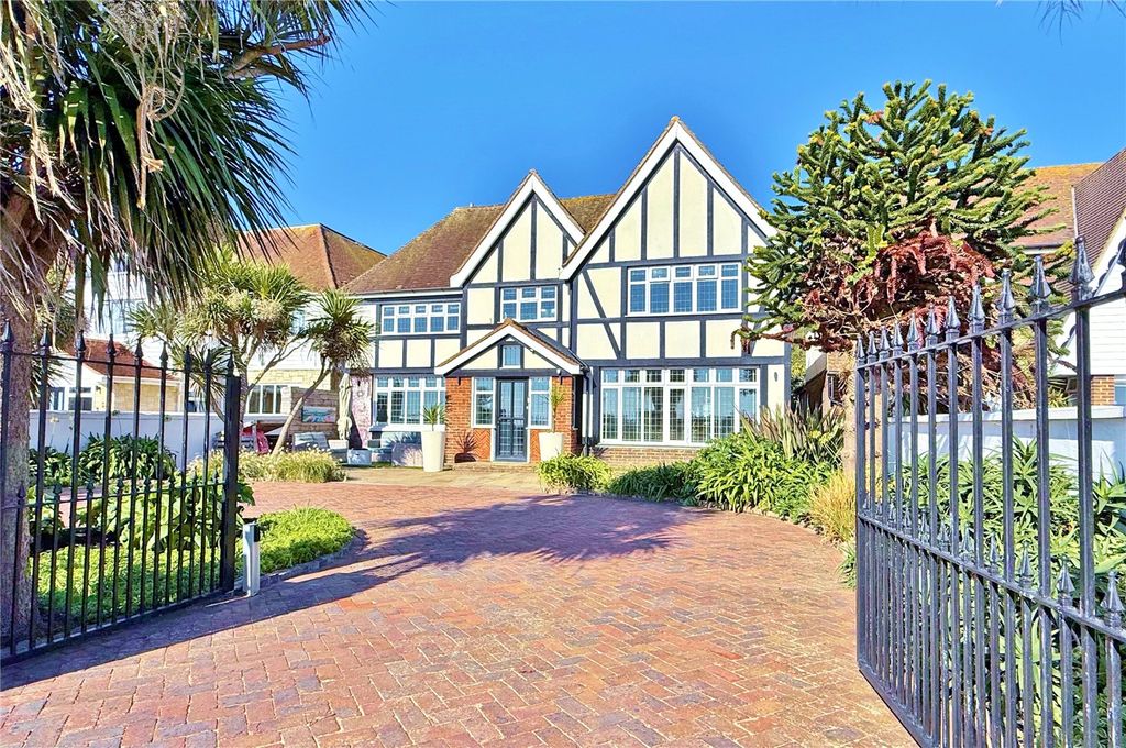 Property photo 1 of 37 Picture No. 62