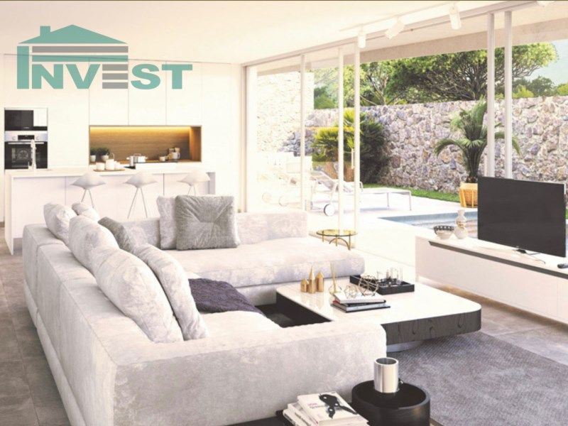 Property photo 2 of 34