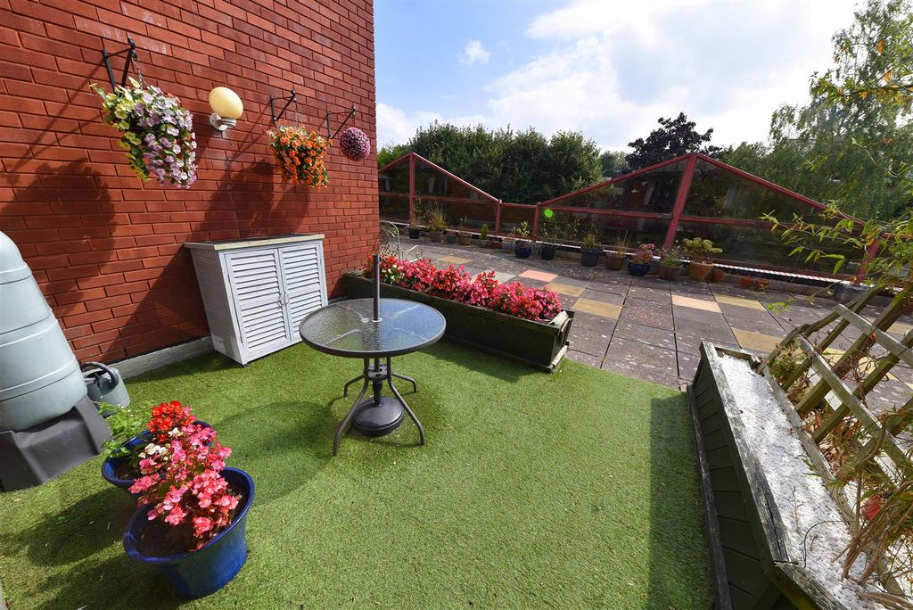 Property photo 2 of 17 Balc1.Jpg