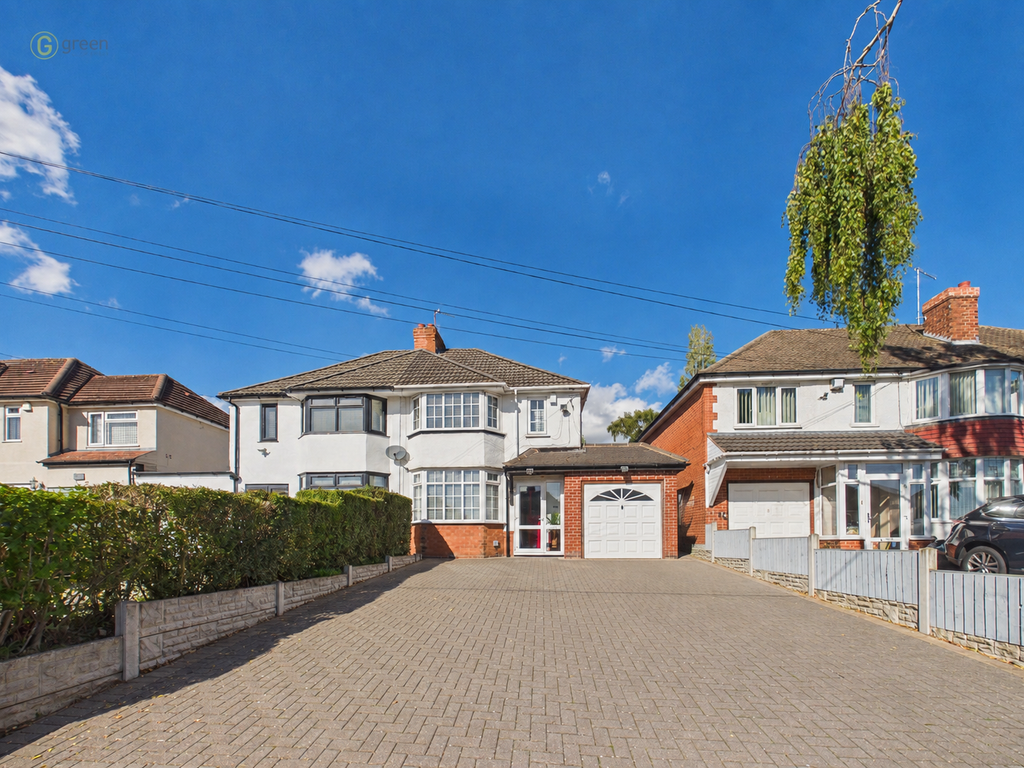 Property photo 1 of 54 34Longmoorroad1