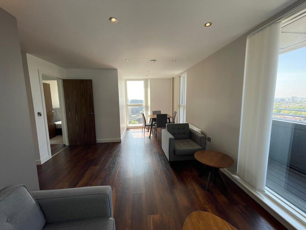 Property photo 2 of 12 Img_33534_5_Original.Jpg