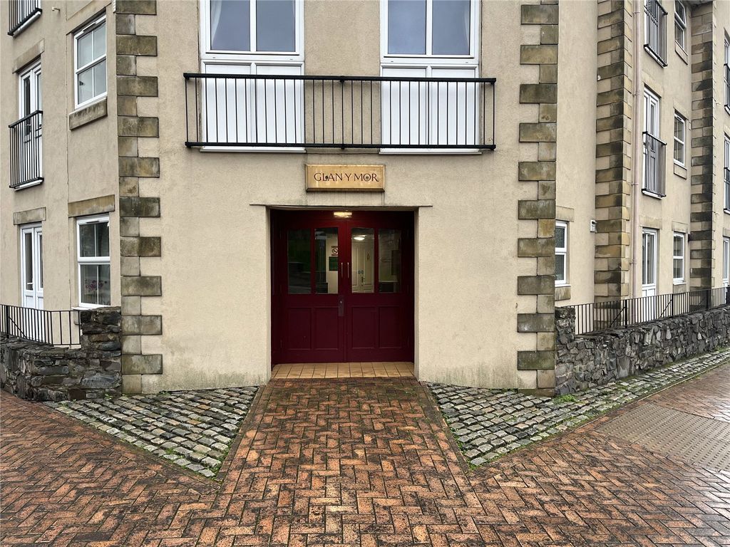 Property photo 2 of 19 Picture No. 08