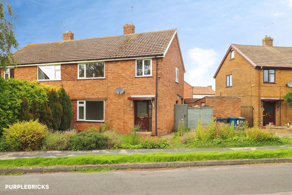 Property photo 1 of 31