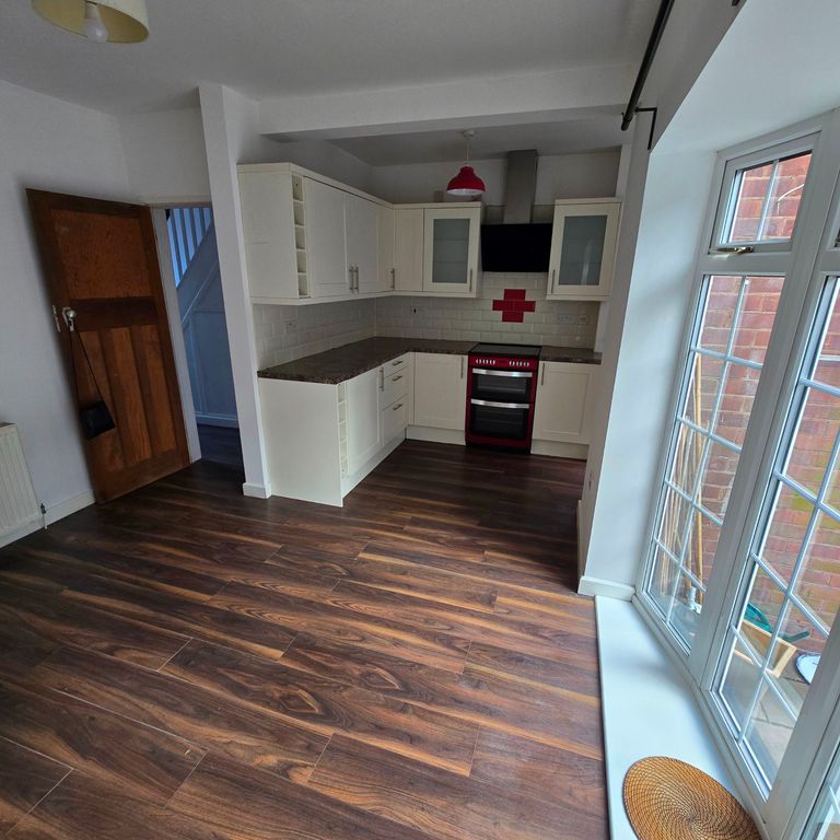 Property photo 3 of 13