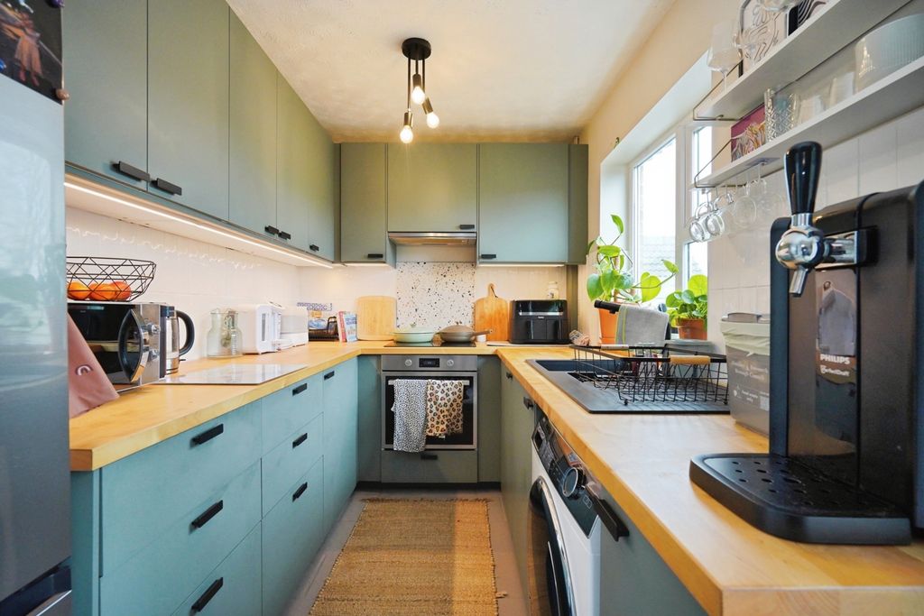 Property photo 2 of 14 Pbox-Img.Jpg