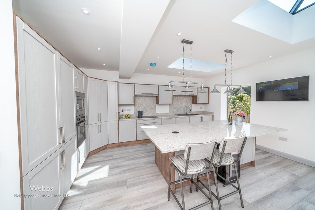 Property photo 2 of 34 Â© Webbs Estate Agents Â© (13 Of 61).Jpg