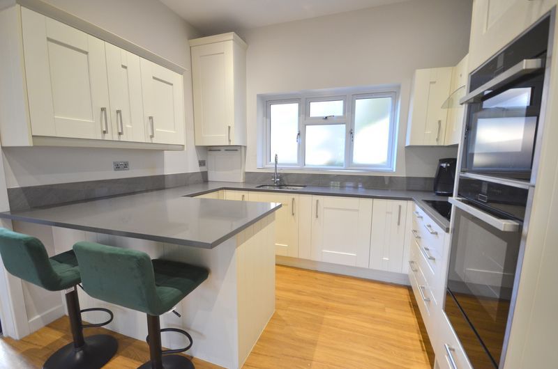 Property photo 2 of 11 Photo 21