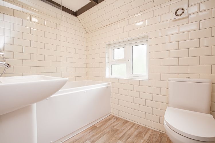 Property photo 2 of 9 174281