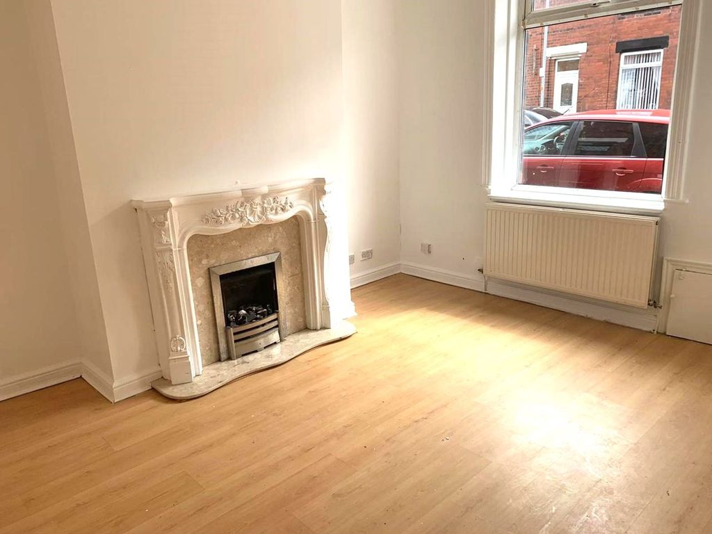 Property photo 2 of 7 Lounge