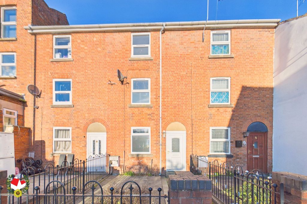 Property photo 1 of 9