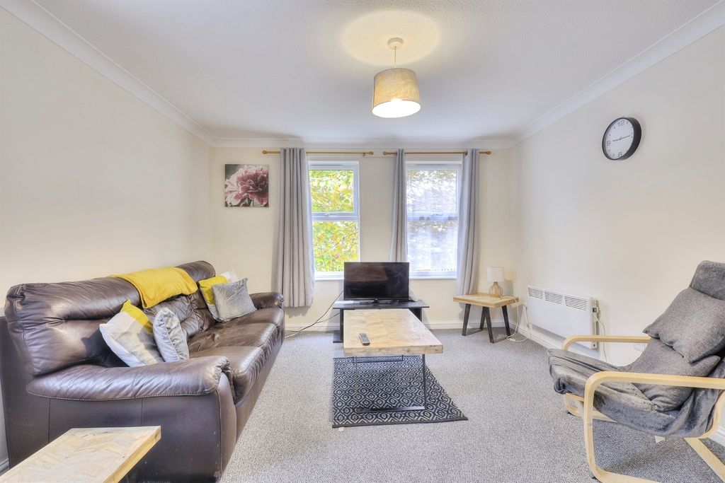 Property photo 3 of 12 Living Room