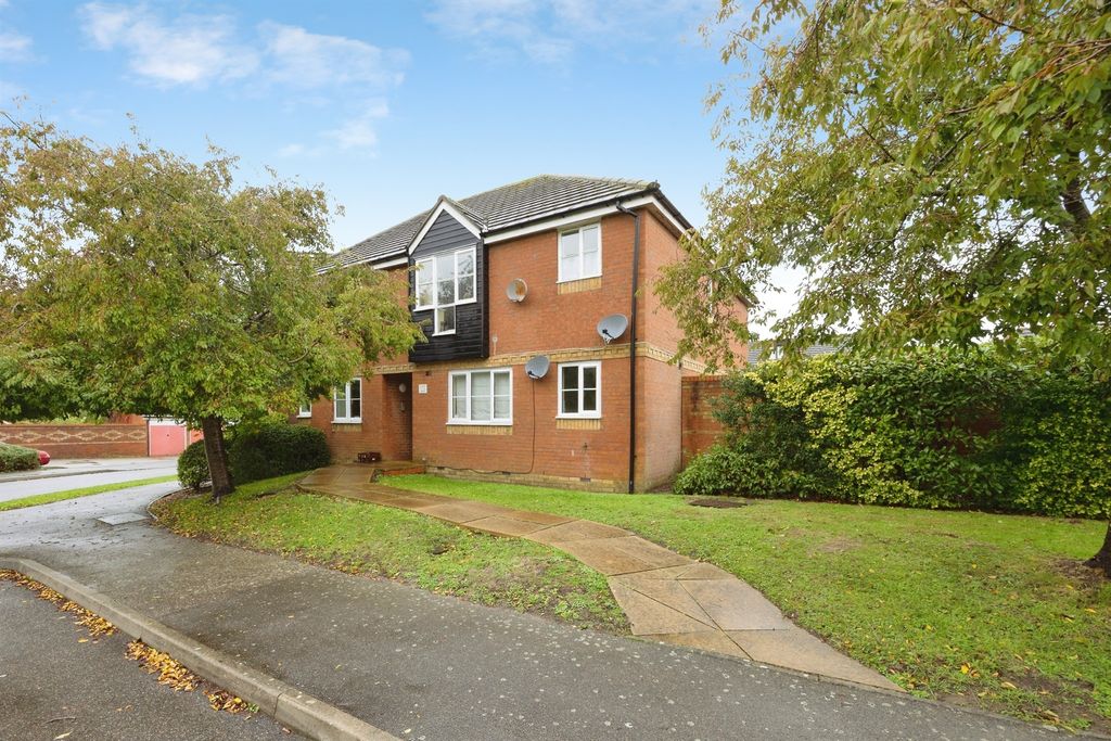 Property photo 1 of 12