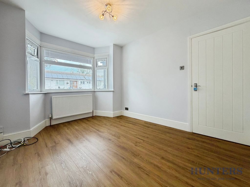 Property photo 3 of 16 Pbox-Img.Jpg