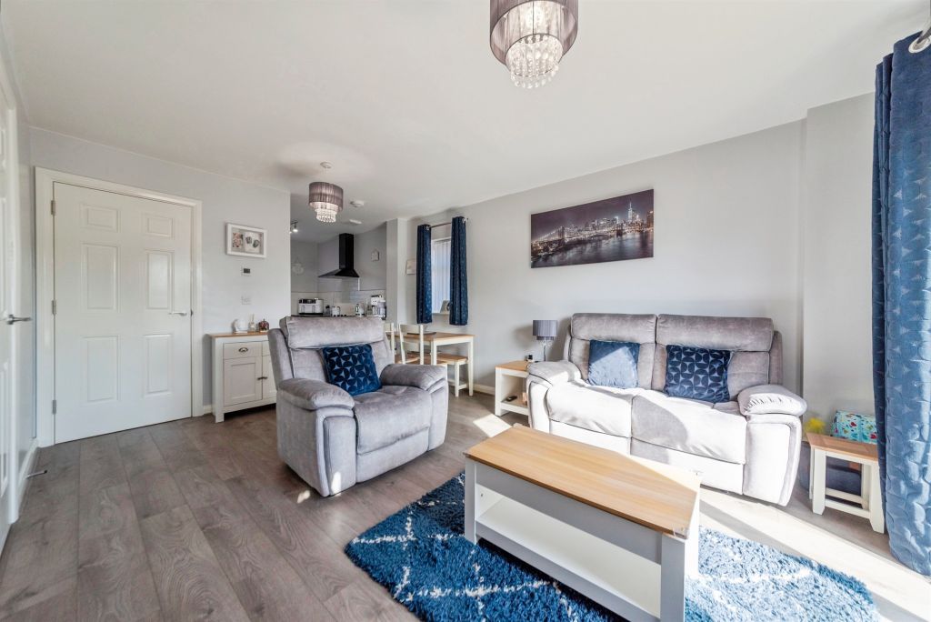 Property photo 3 of 17