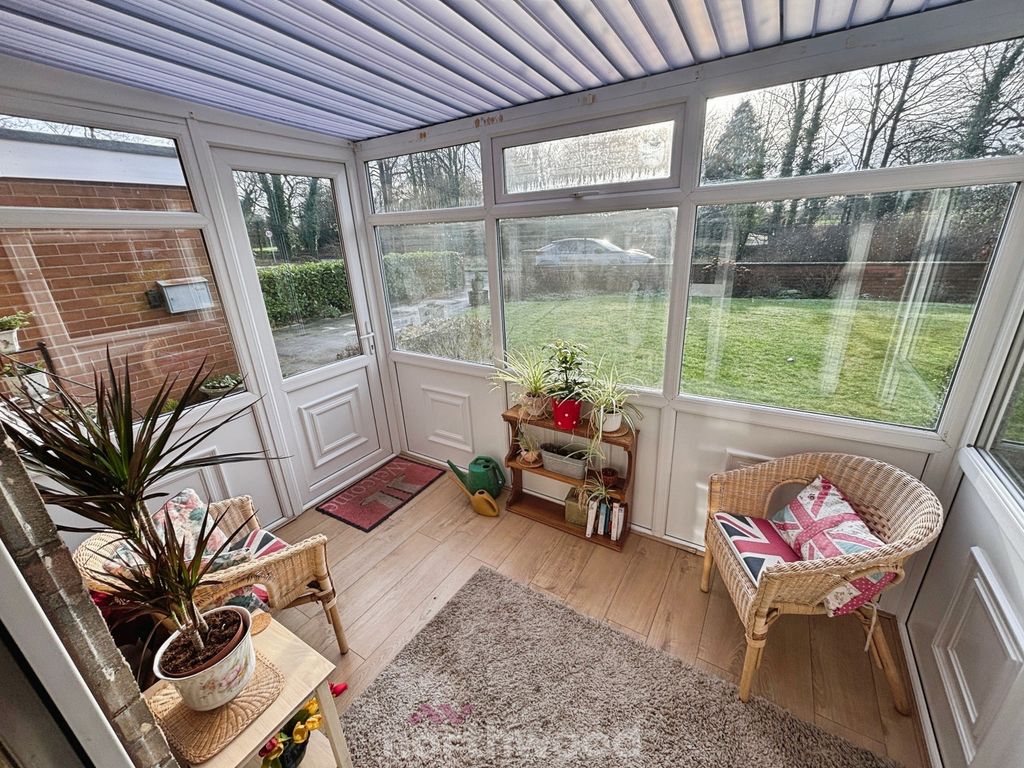 Property photo 3 of 35