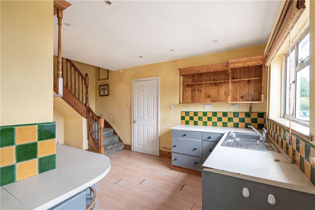 Property photo 2 of 15 Kitchen