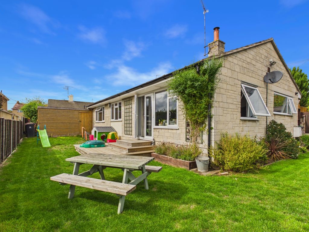 Property photo 1 of 11 Cam04873G0-Pr0118-Still028