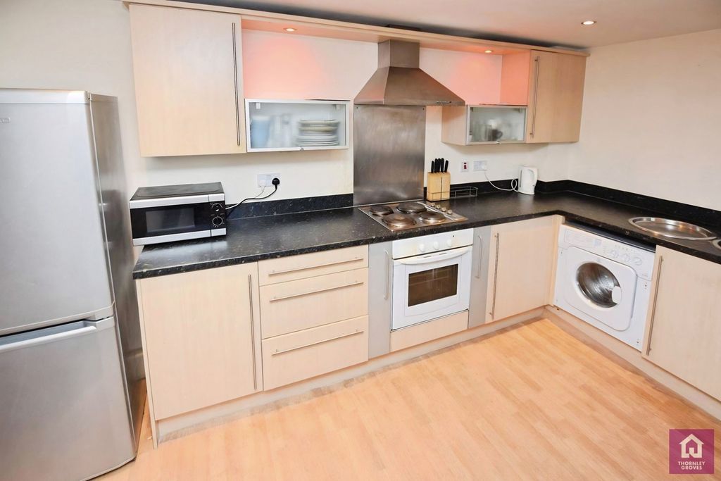 Property photo 3 of 14 Pbox-Img.Jpg