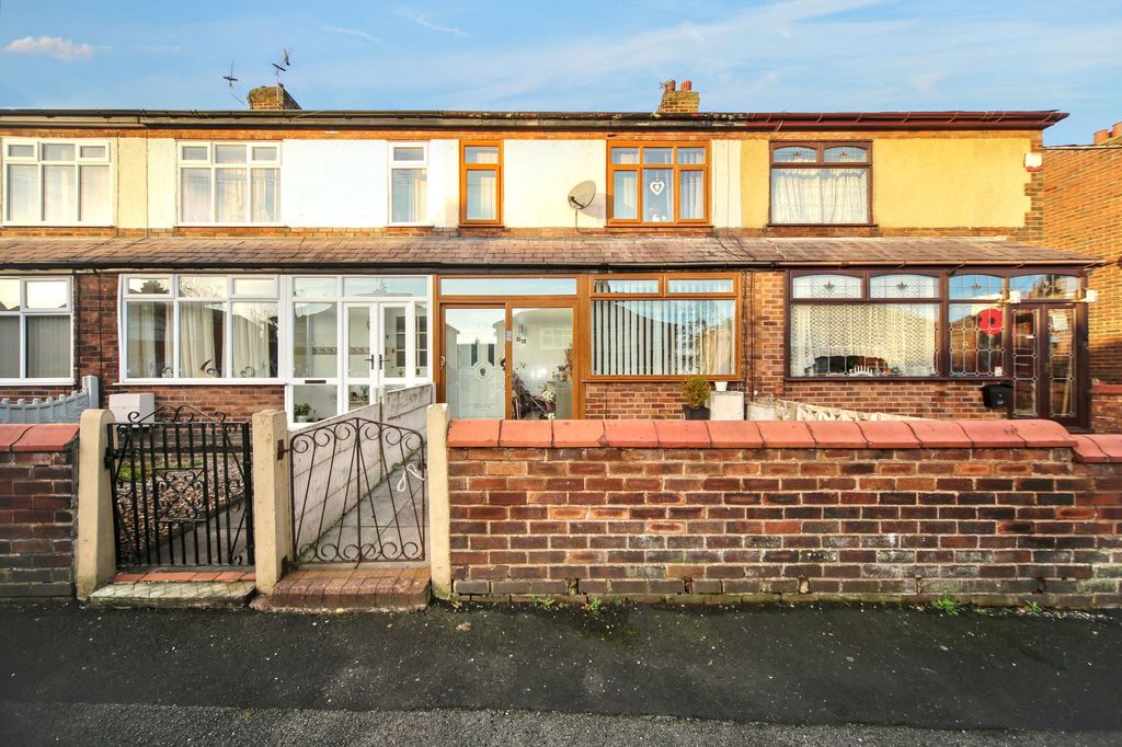 Property photo 1 of 22