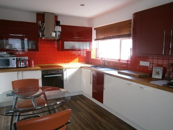 Property photo 2 of 4