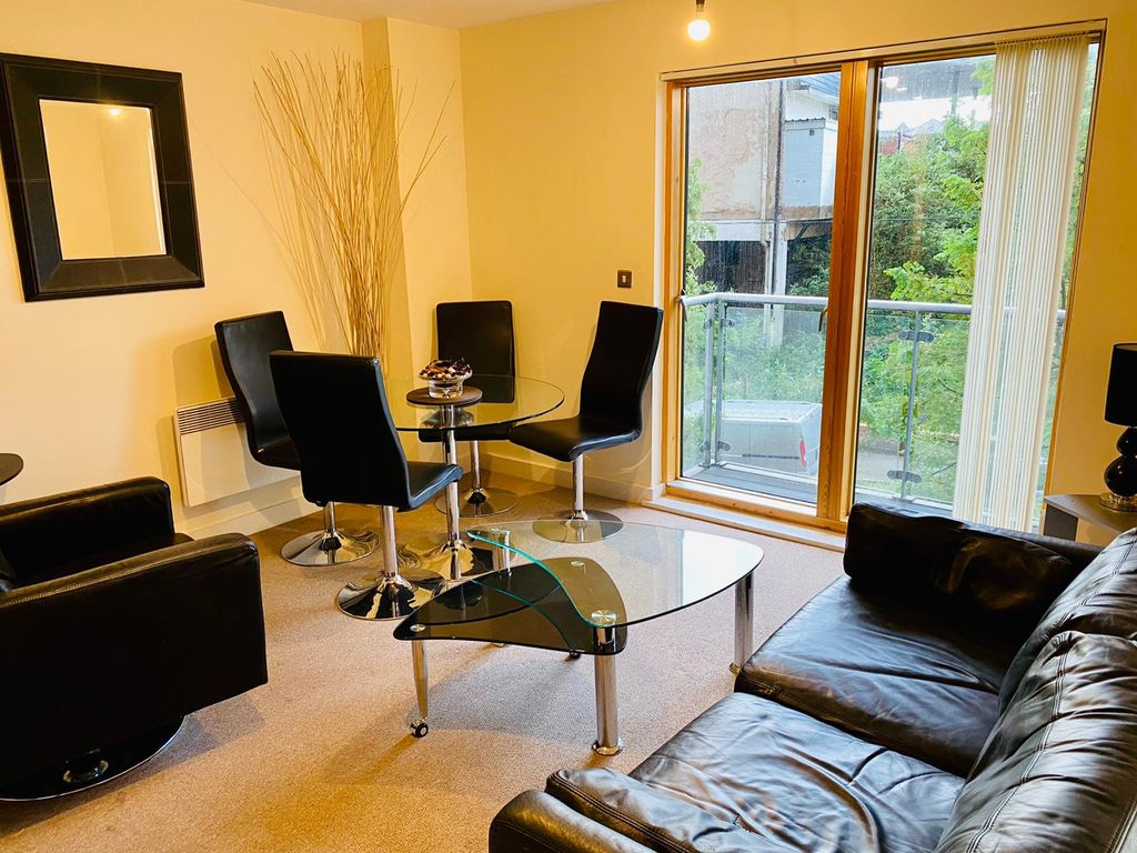 Property photo 2 of 9