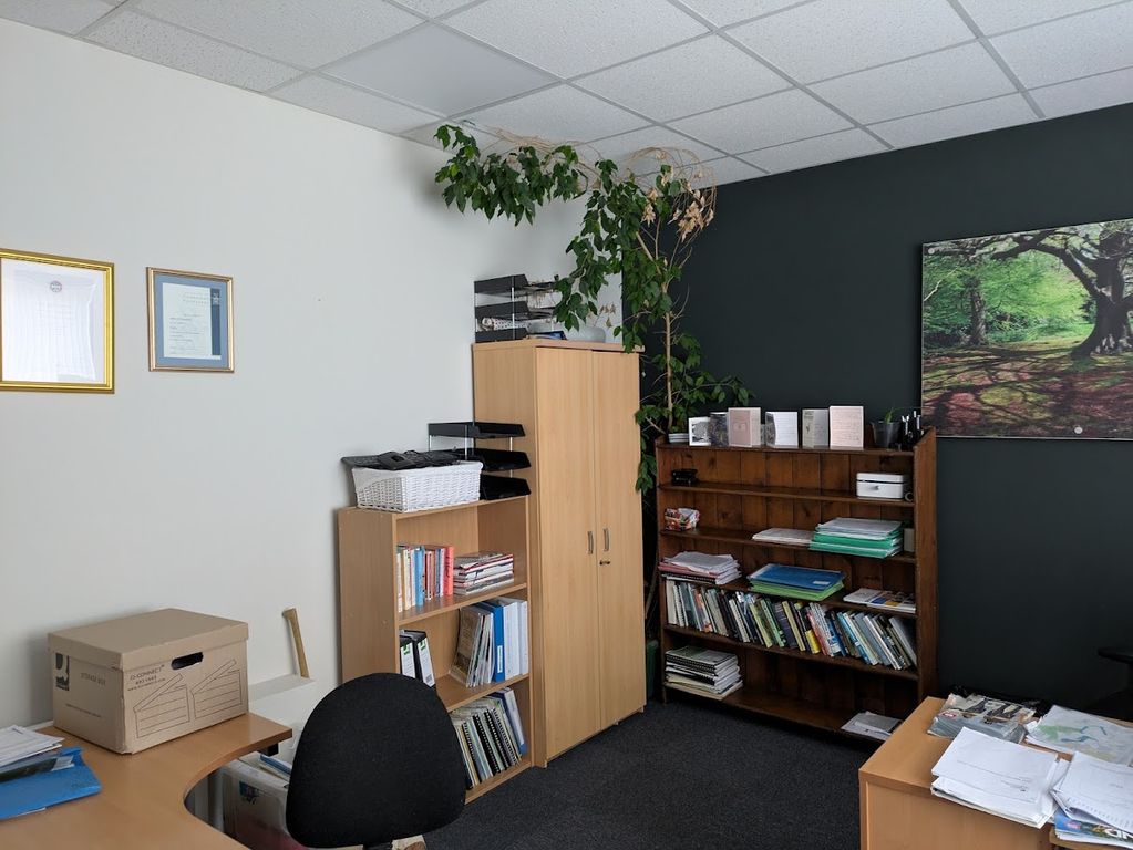 Property photo 3 of 12