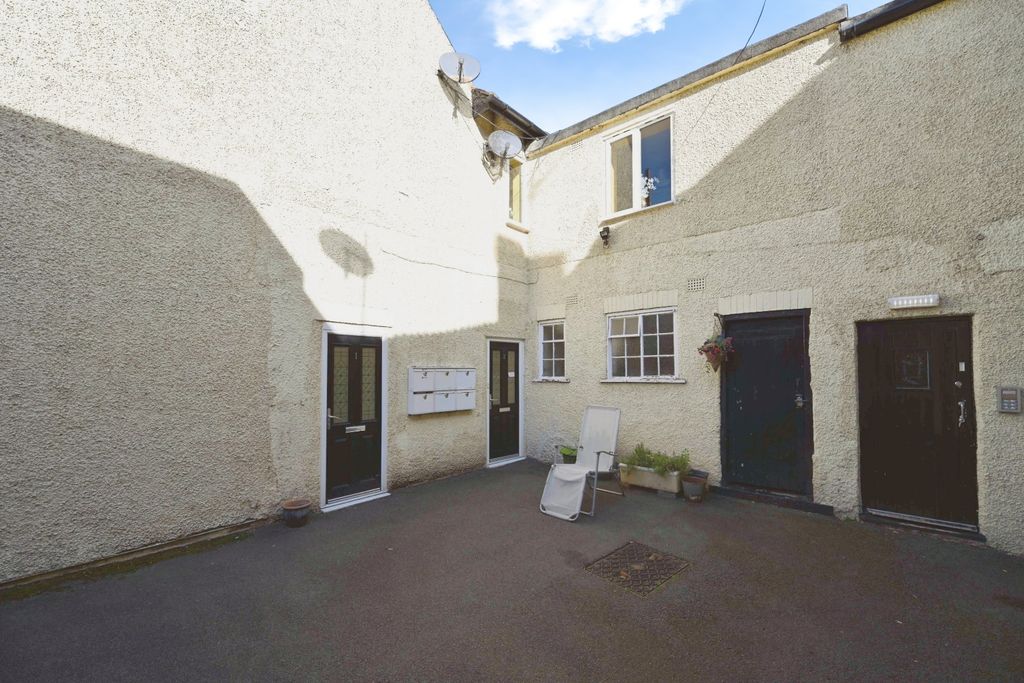 Property photo 1 of 12 Pbox-Img.Jpg