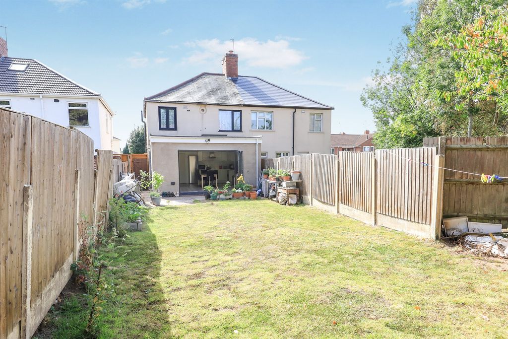Property photo 2 of 14