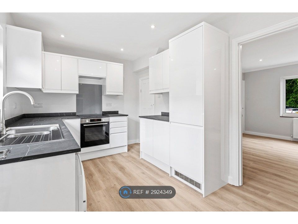 Property photo 1 of 29 Kitchen