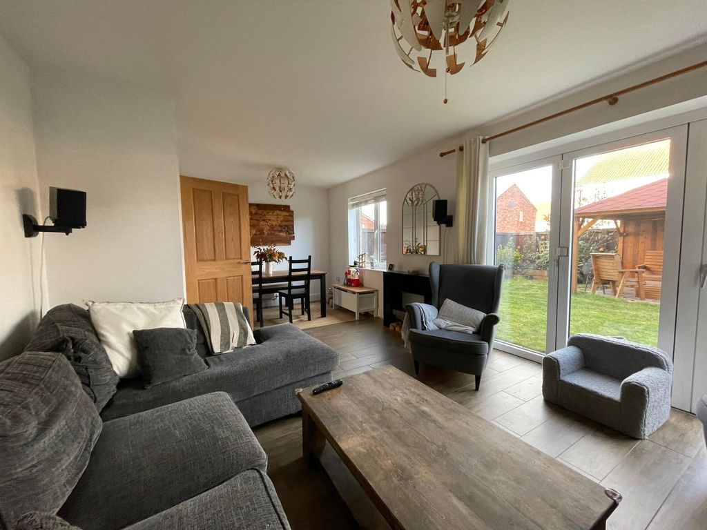 Property photo 3 of 19