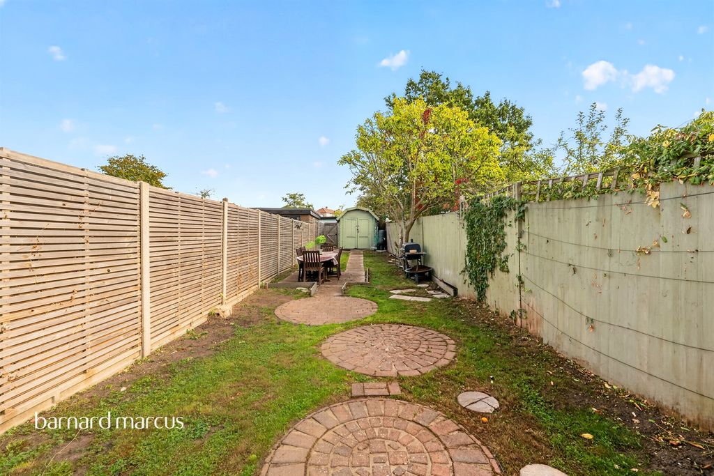 Property photo 3 of 15