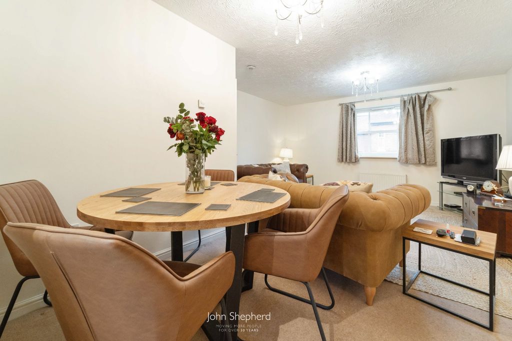 Property photo 3 of 12 Picture No. 35