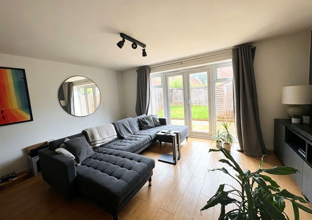 Property photo 3 of 13