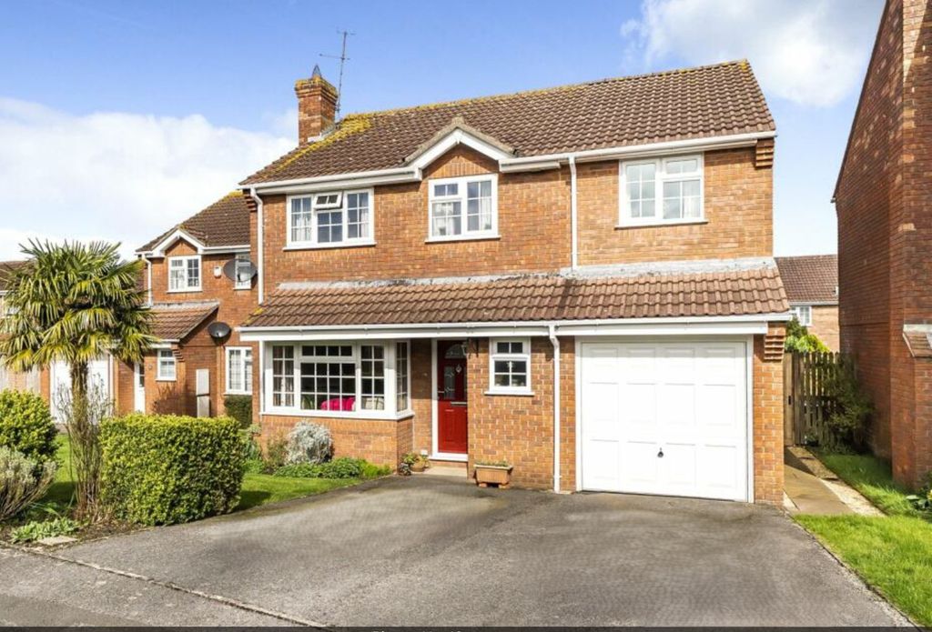 Property photo 1 of 15 Newfront