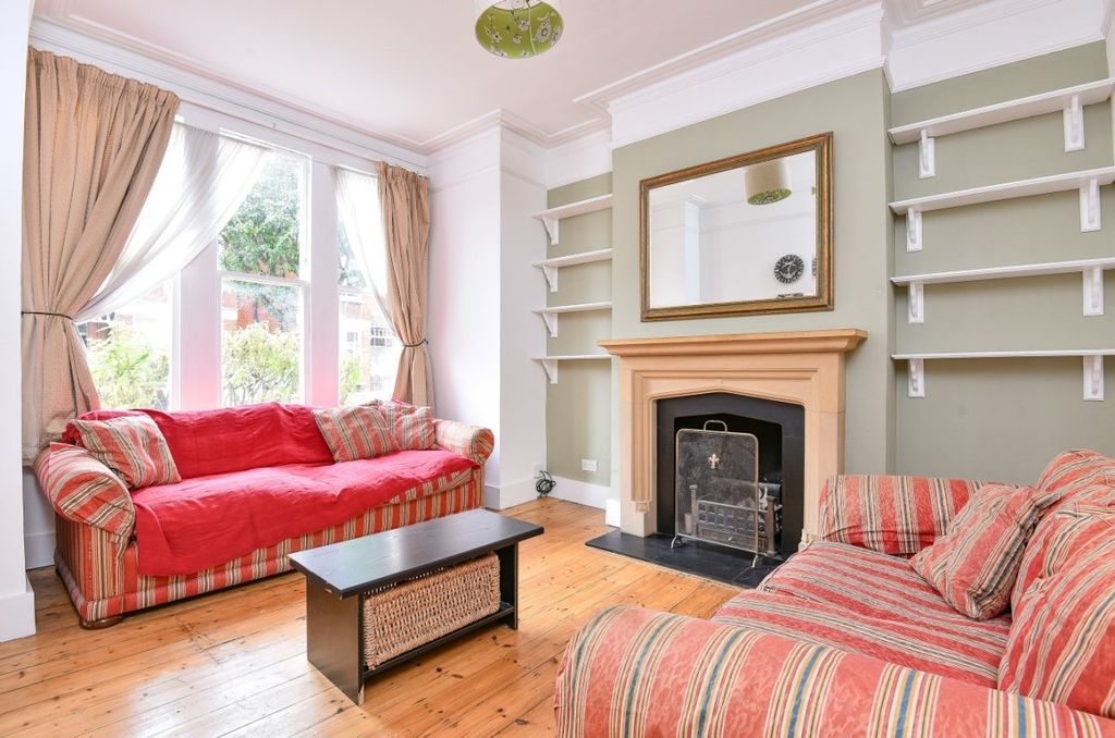 Property photo 2 of 11 218204 (1)