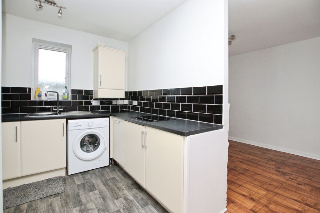 Property photo 1 of 11 5176481