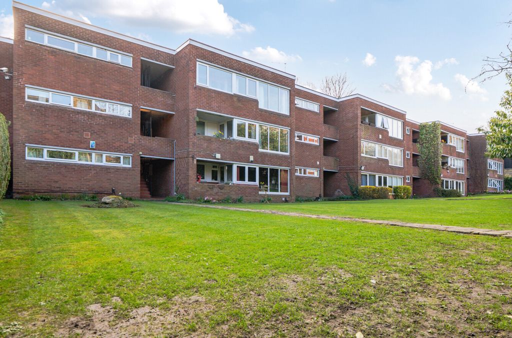 Property photo 1 of 9 1423281-1-69Bac89...