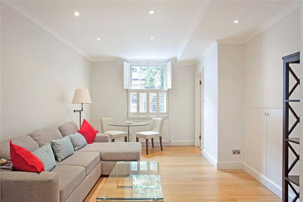 Property photo 1 of 9 Reception Room