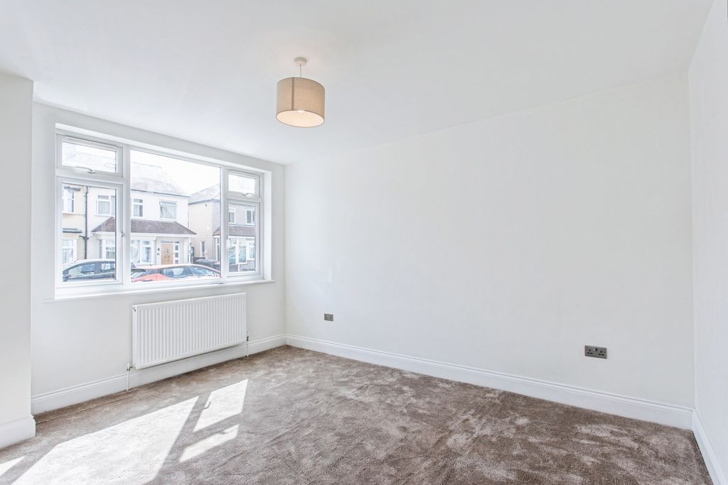 Property photo 3 of 20 Reception Room