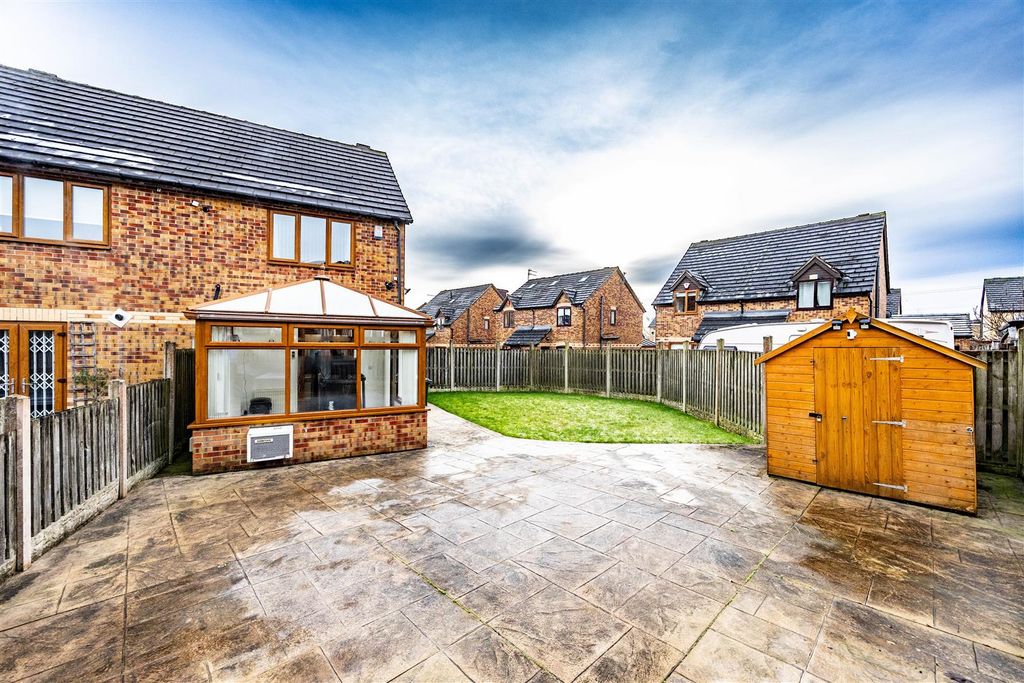 Property photo 3 of 26 19Ahdbrad-140126-25.Jpeg